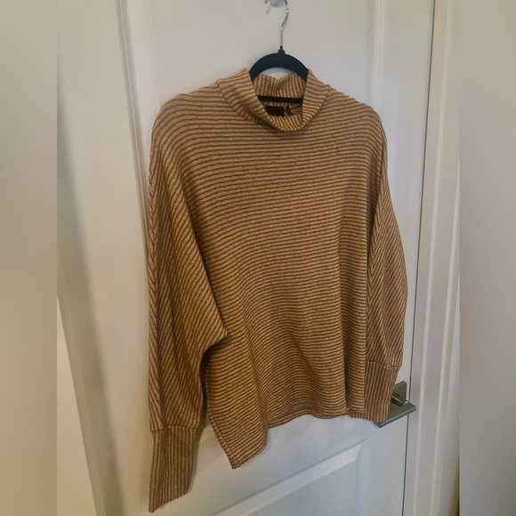 UO Out From Under Amelia Striped Sweater - Picture 7 of 9